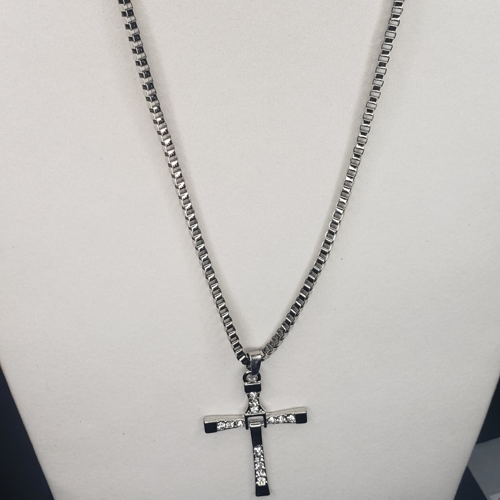 The Fast and the Furious Dominic Toretto Cross
